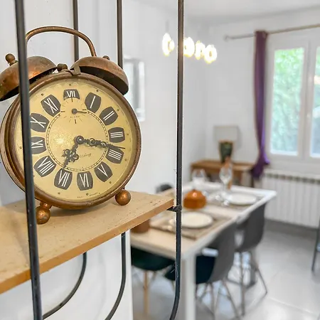 Hébergement de vacances Détente à La à *