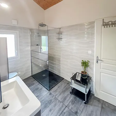 Détente à La à * Les Mathes