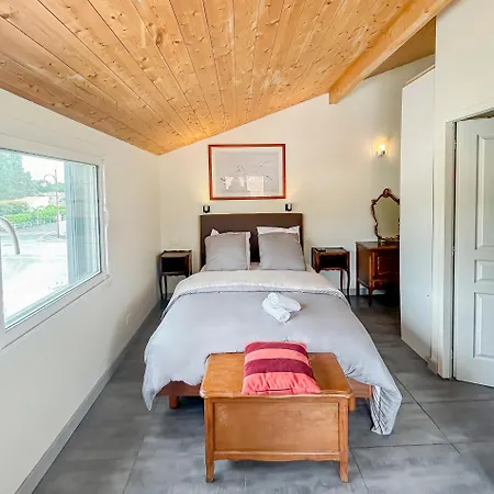 Hébergement de vacances Détente à La à *